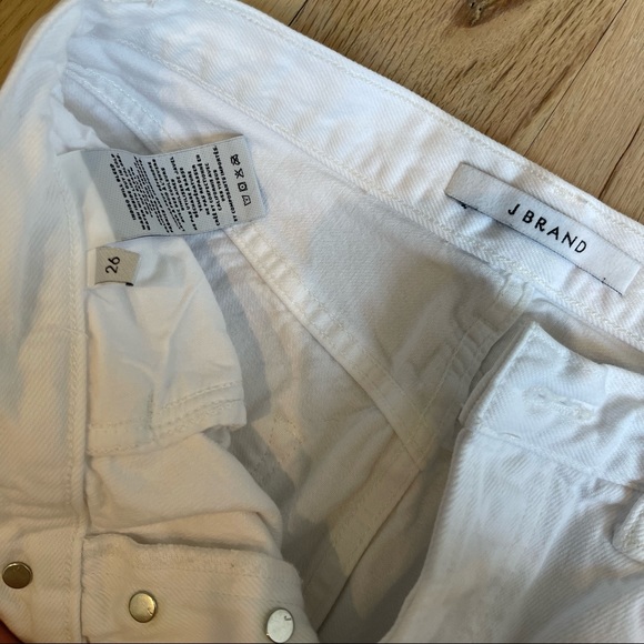 J Brand High Waist Cropped White Destruct straight leg jeans - Picture 4 of 4